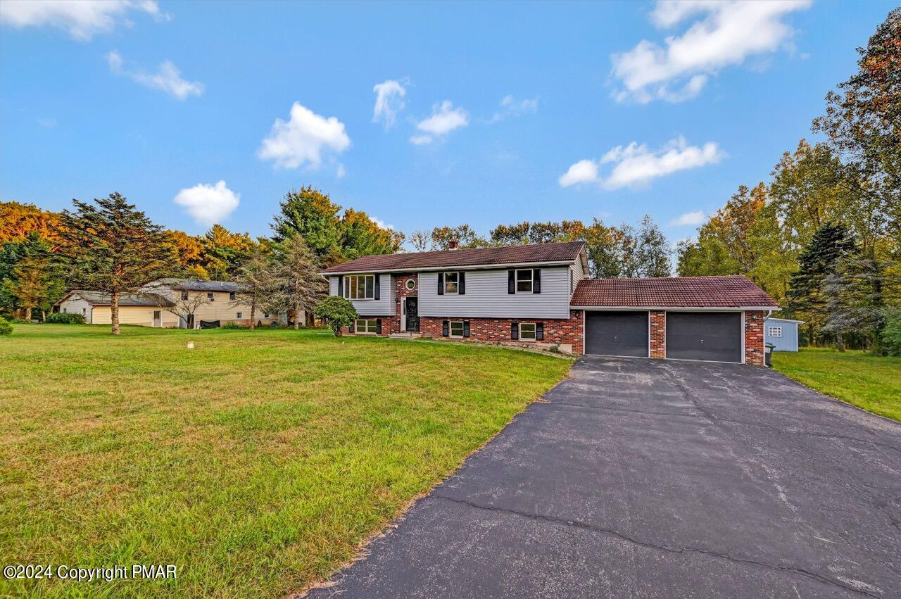3511 Sunset Circle Kunkletown, PA 18058 - Photo 3 of 72 3511 Sunset Cir 01 Large