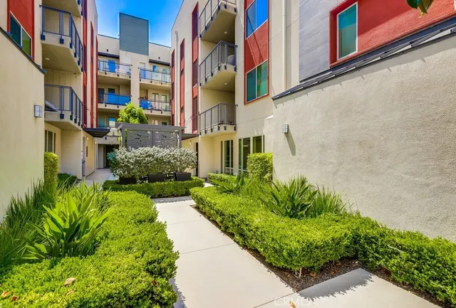 $4,995 | 130 Tribeca, Irvine, CA 92612