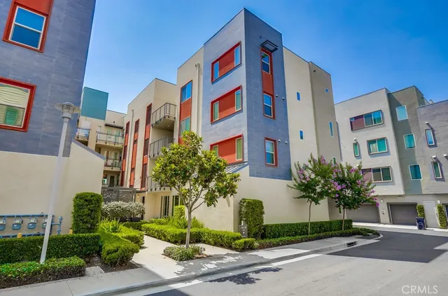 $4,995 | 130 Tribeca, Irvine, CA 92612