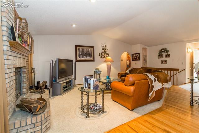11410 Wakely Road Colorado Springs, CO 80908 - Photo 4 of 34