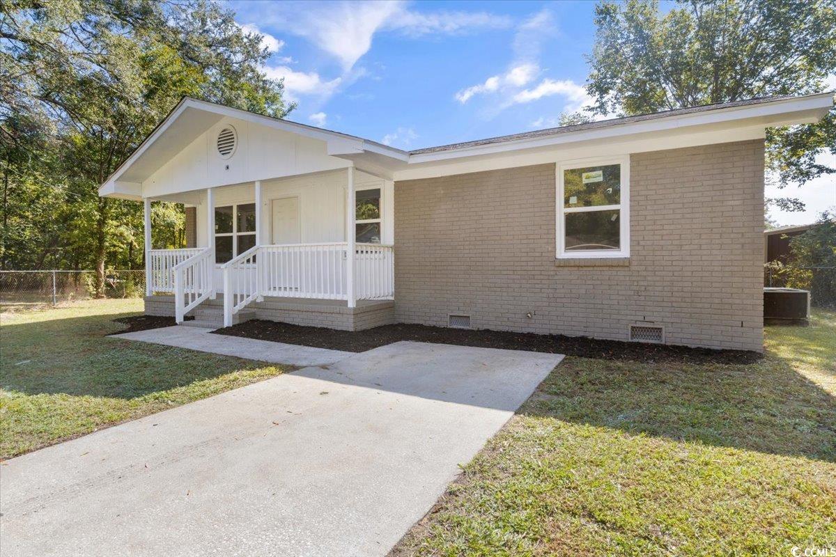 112 James Court Marion, SC 29571 - Photo 2 of 37