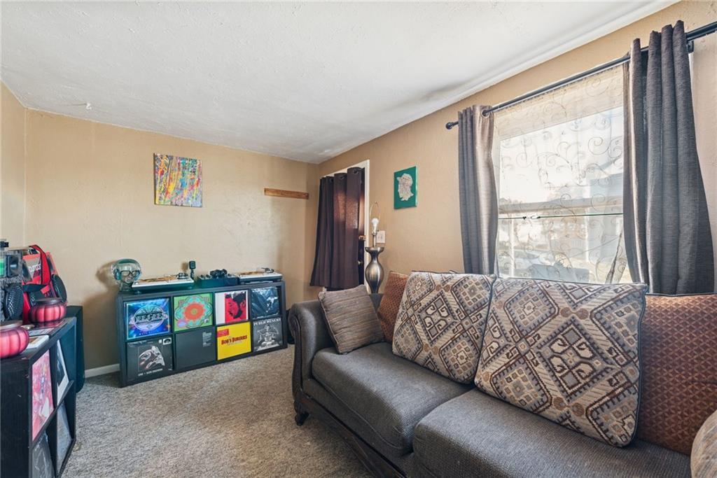 29 2nd Street Irwin, PA 15642 - Photo 11 of 22