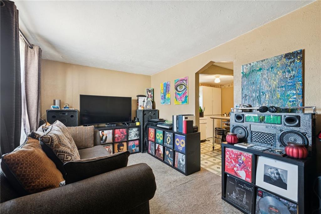 29 2nd Street Irwin, PA 15642 - Photo 12 of 22