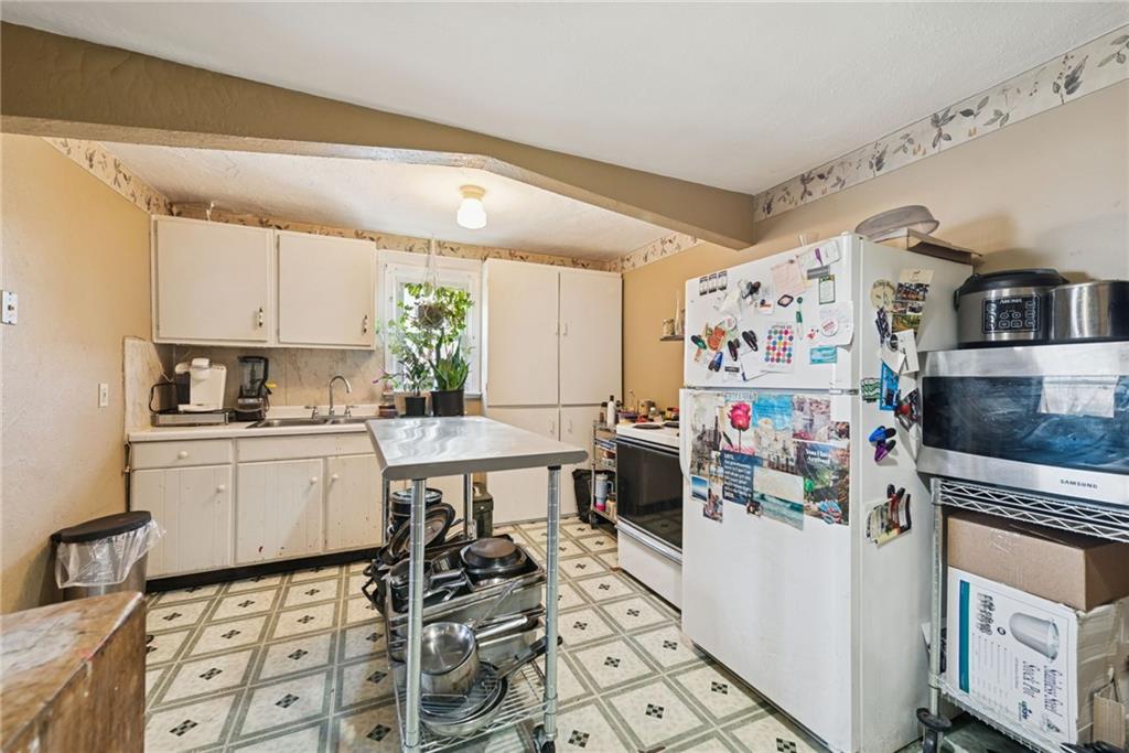 29 2nd Street Irwin, PA 15642 - Photo 15 of 22