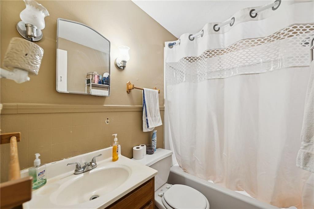 29 2nd Street Irwin, PA 15642 - Photo 16 of 22