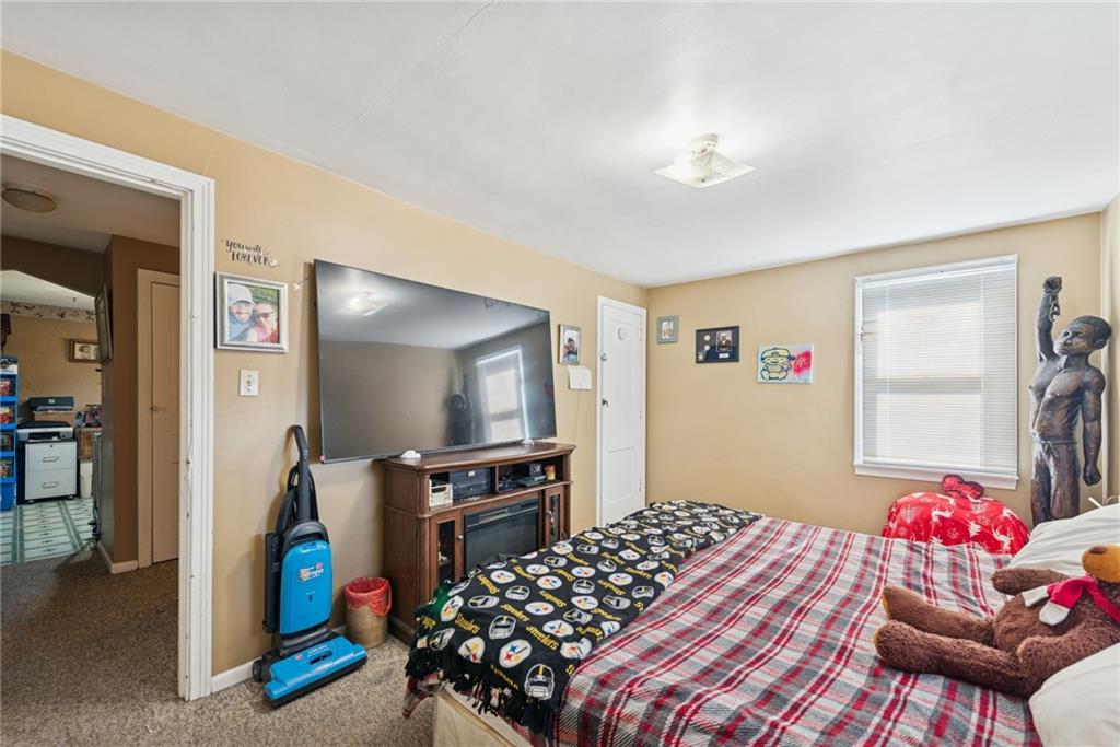 29 2nd Street Irwin, PA 15642 - Photo 17 of 22