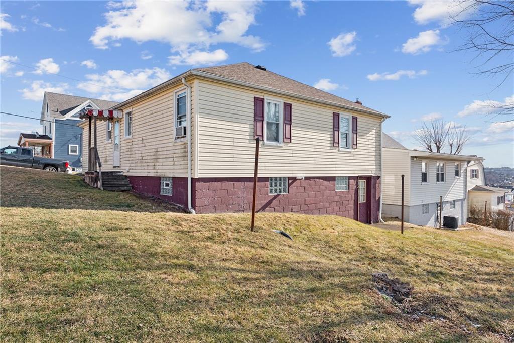 29 2nd Street Irwin, PA 15642 - Photo 21 of 22