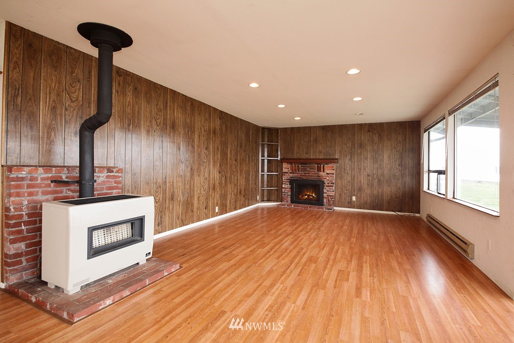 2833 North Bluff Road Greenbank, WA 98253 - Photo 9 of 25 Gallery Image 9