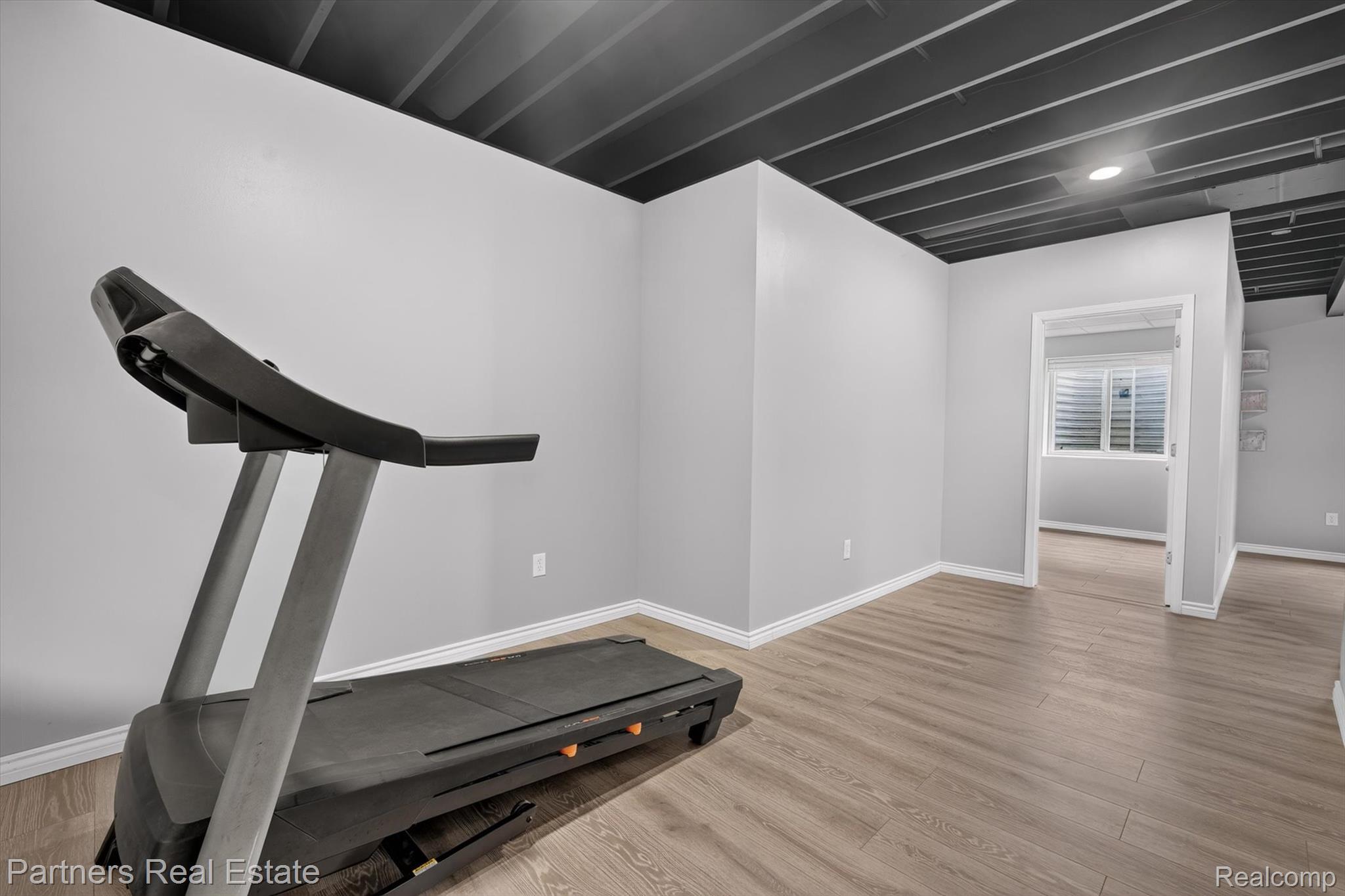 5127 East Clyde Road Howell, MI 48855 - Photo 43 of 60 43-5127-E-Clyde-Rd-WindowStill-Photography.jpg