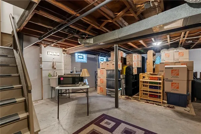 $205,000 | 570 South 7th Street, Sharpsville, PA 16150