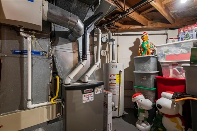 $205,000 | 570 South 7th Street, Sharpsville, PA 16150