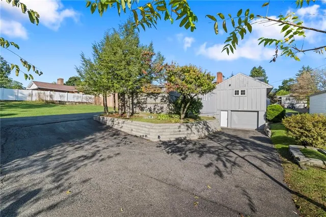 $205,000 | 570 South 7th Street, Sharpsville, PA 16150