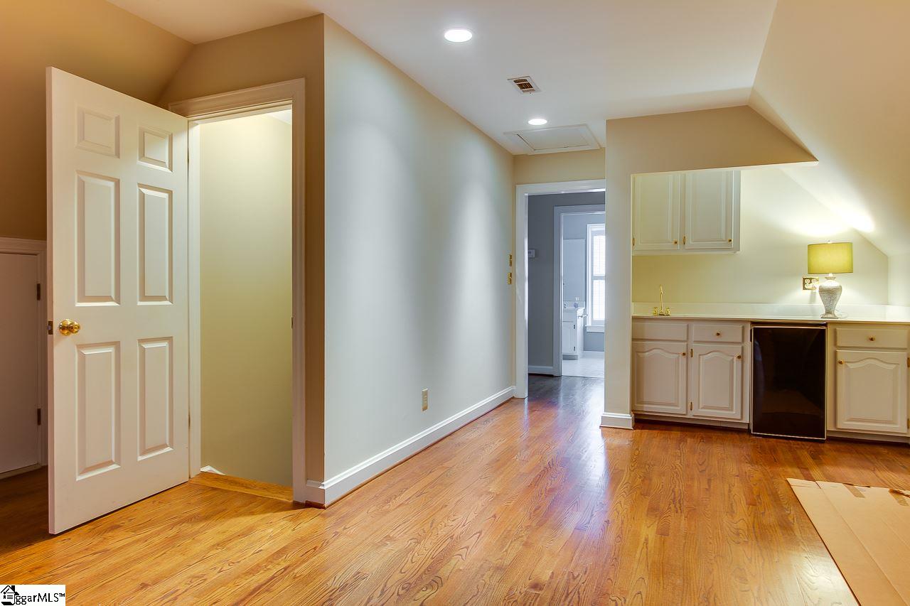 221 Babbs Hollow Road Greenville, SC 29607 - Photo 34 of 36
