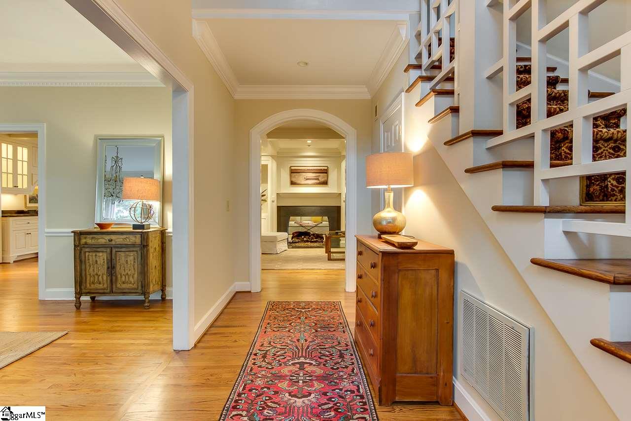 221 Babbs Hollow Road Greenville, SC 29607 - Photo 7 of 36
