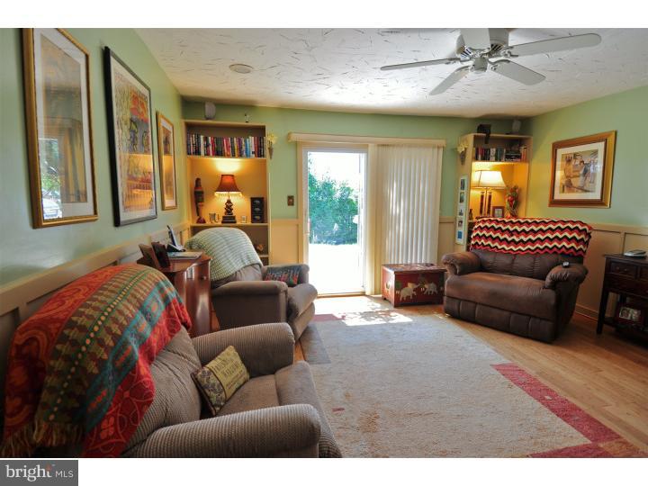 918 Rockwell Road Wilmington, DE 19810 - Photo 11 of 21 Family Room