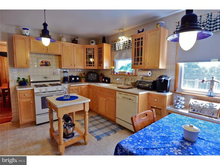 918 Rockwell Road Wilmington, DE 19810 - Photo 8 of 21 Kitchen