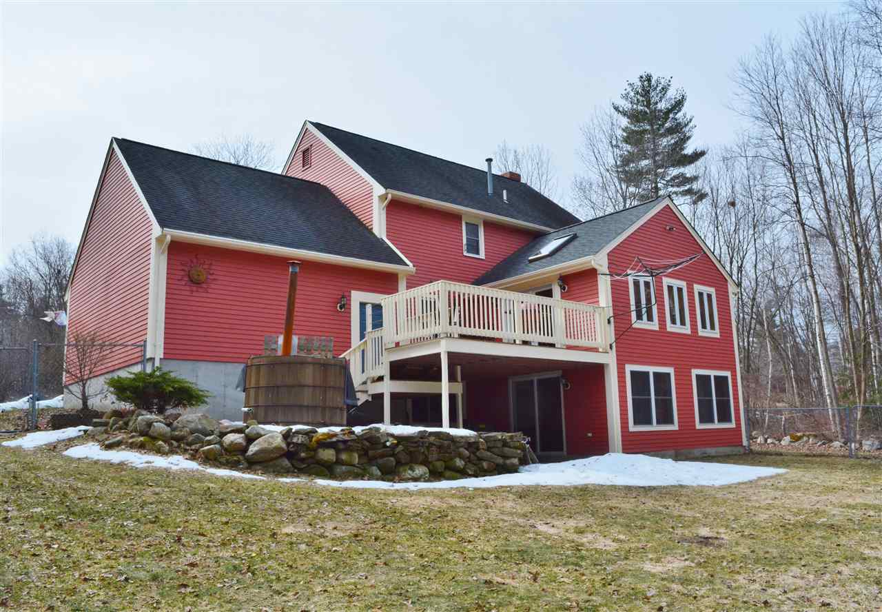 38 Wright Road Derry, NH 03038 - Photo 4 of 25