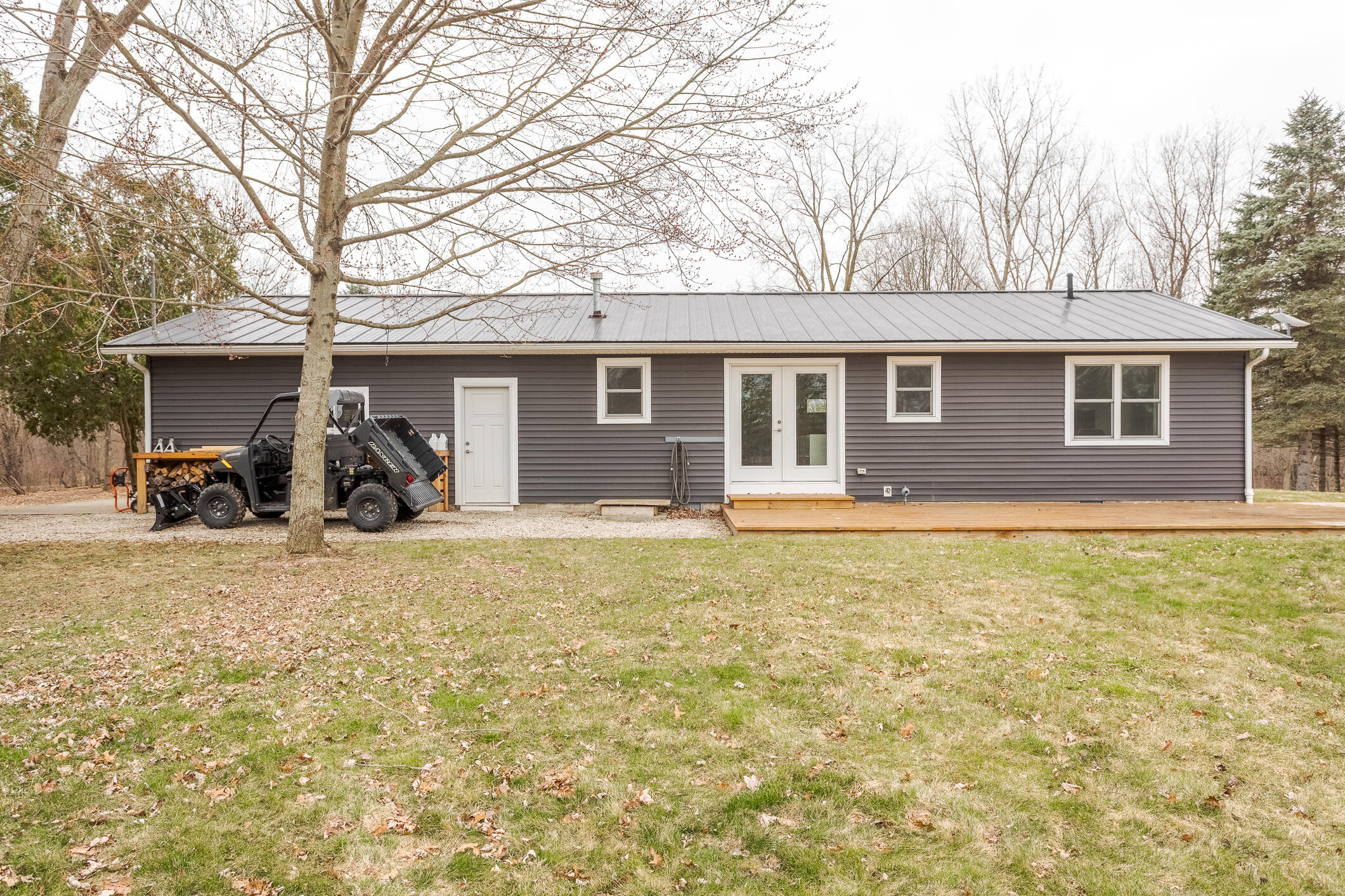 7015 Jones Road Jackson, MI 49201 - Photo 5 of 47 jones-25