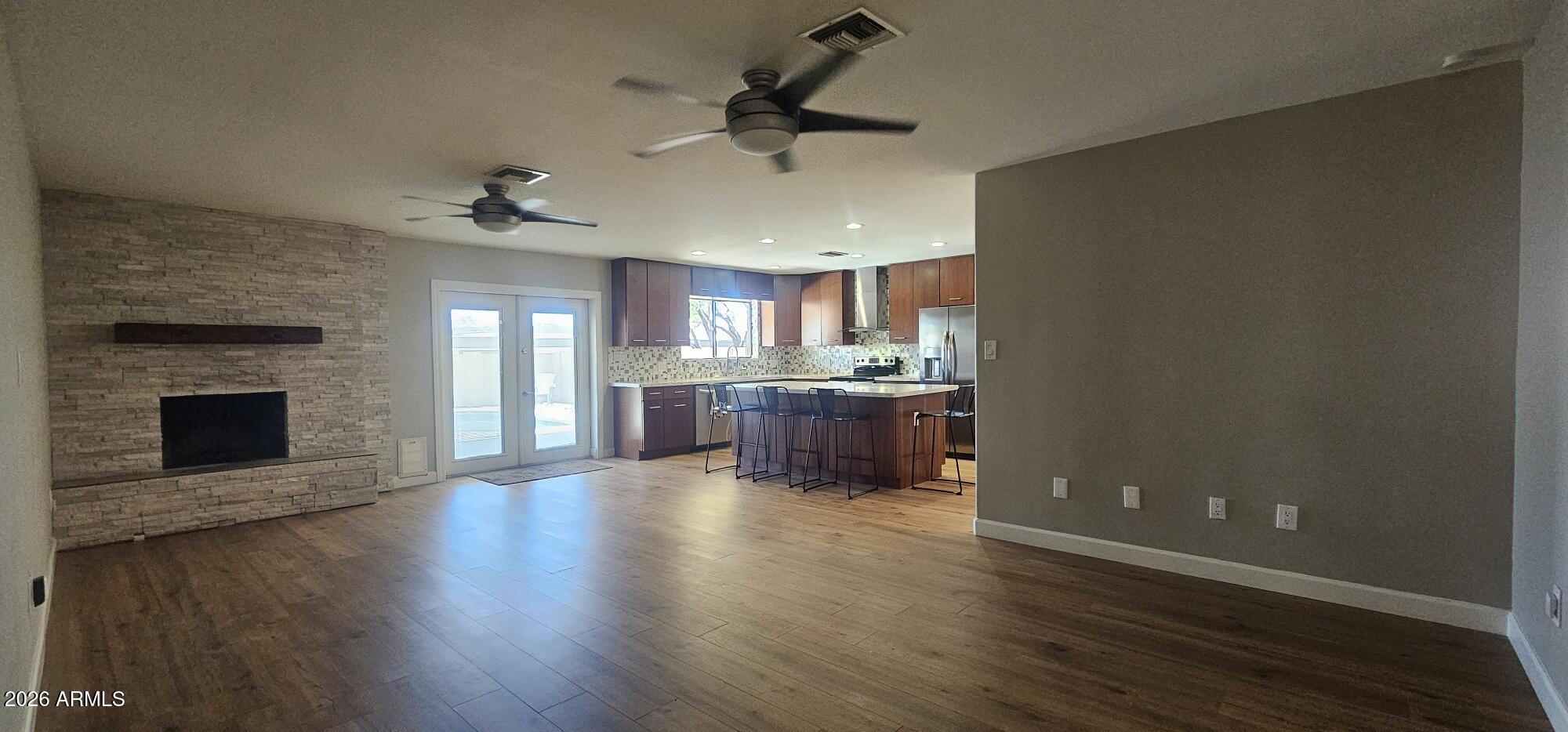 1131 East Redfield Road Phoenix, AZ 85022 - Photo 1 of 27 Great Rm
