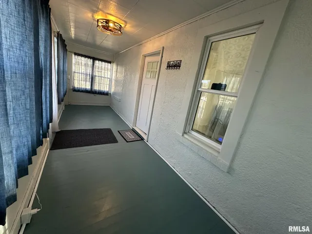 $90,000 | 1402 1402 1/2 State Street, Pekin, IL 61554