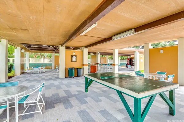 $2,400 | 98-410 Koauka Loop, Unit 4F, Aiea, HI 96701