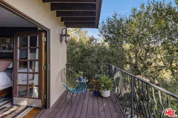 $14,995 | 3340 Durand Drive, Los Angeles, CA 90068