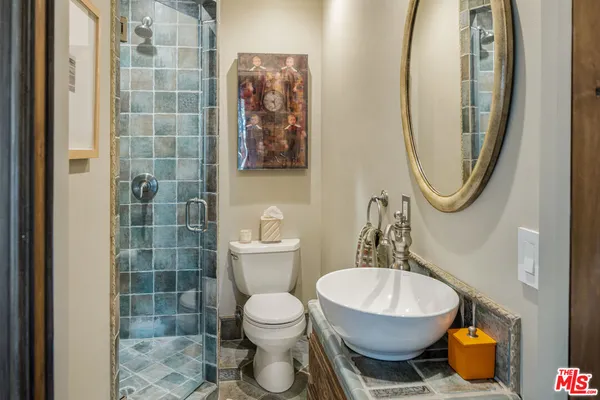 $14,995 | 3340 Durand Drive, Los Angeles, CA 90068