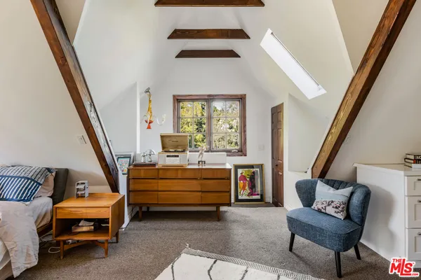 $14,995 | 3340 Durand Drive, Los Angeles, CA 90068