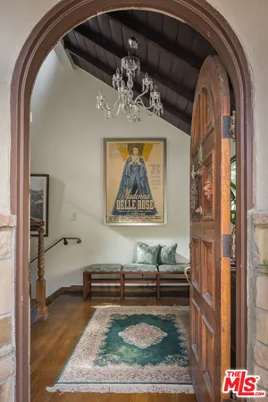 $14,995 | 3340 Durand Drive, Los Angeles, CA 90068