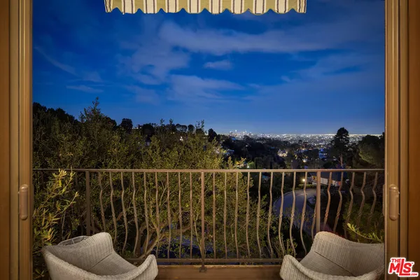 $14,995 | 3340 Durand Drive, Los Angeles, CA 90068