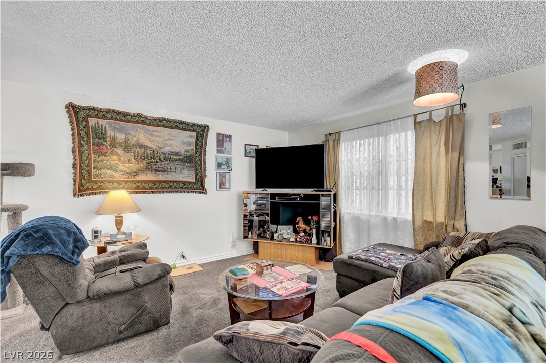 910 Wilson Cliffs Road Las Vegas, NV 89128 - Photo 4 of 31 Gallery Image 4