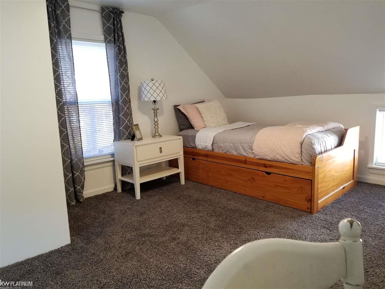 208 Spring Street Yale, MI 48097 - Photo 17 of 33 50027722-16.JPG