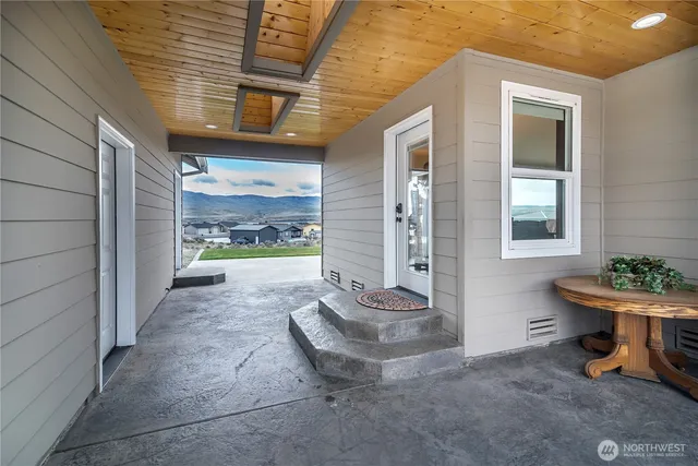 $549,950 | 206 Moon River View, Mattawa, WA 99349