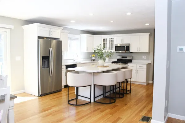 $739,900 | 61 Huntington Avenue, Brockton, MA 02301