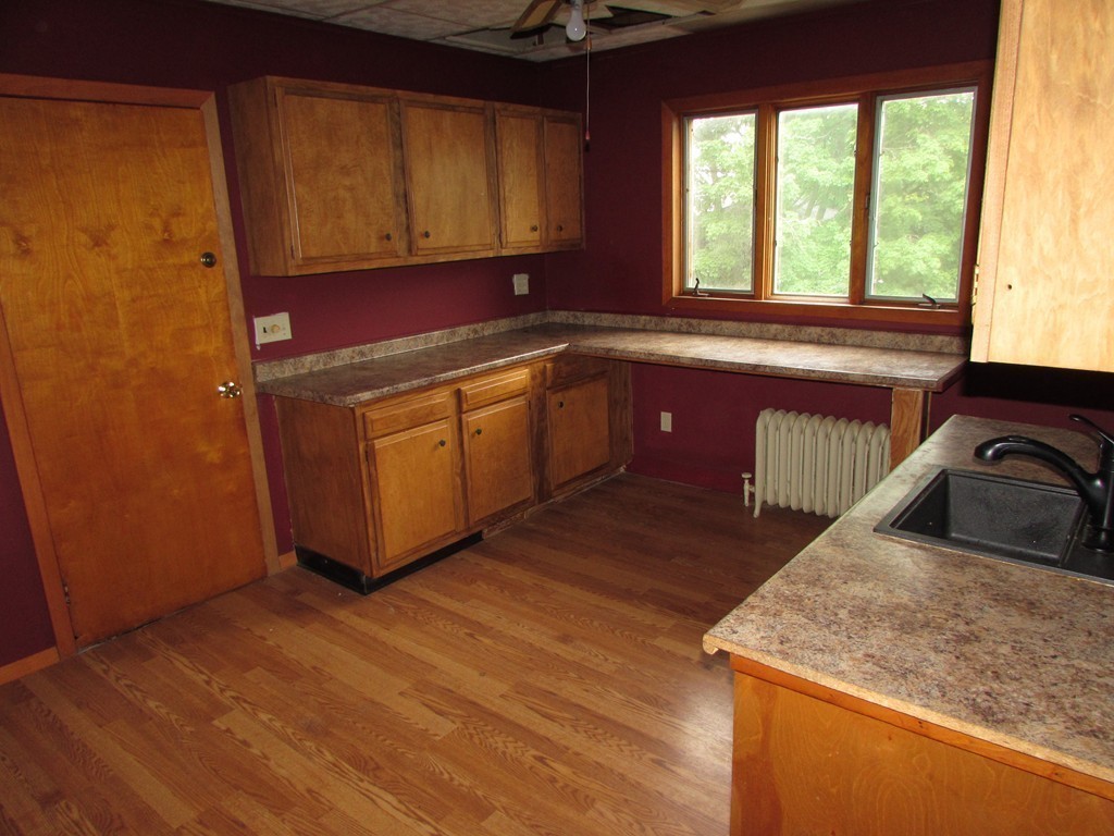 110 Park Street Fall River, MA 02721 - Photo 17 of 25 Gallery Image 17