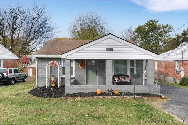 $190,000 | 1121 South Sherwood Avenue, Clarksville, IN 47129
