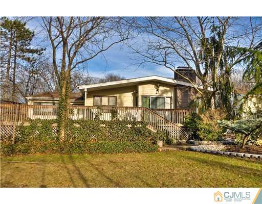 19 Peake Road Edison, NJ 08837 - Photo 13 of 13 Gallery Image 13