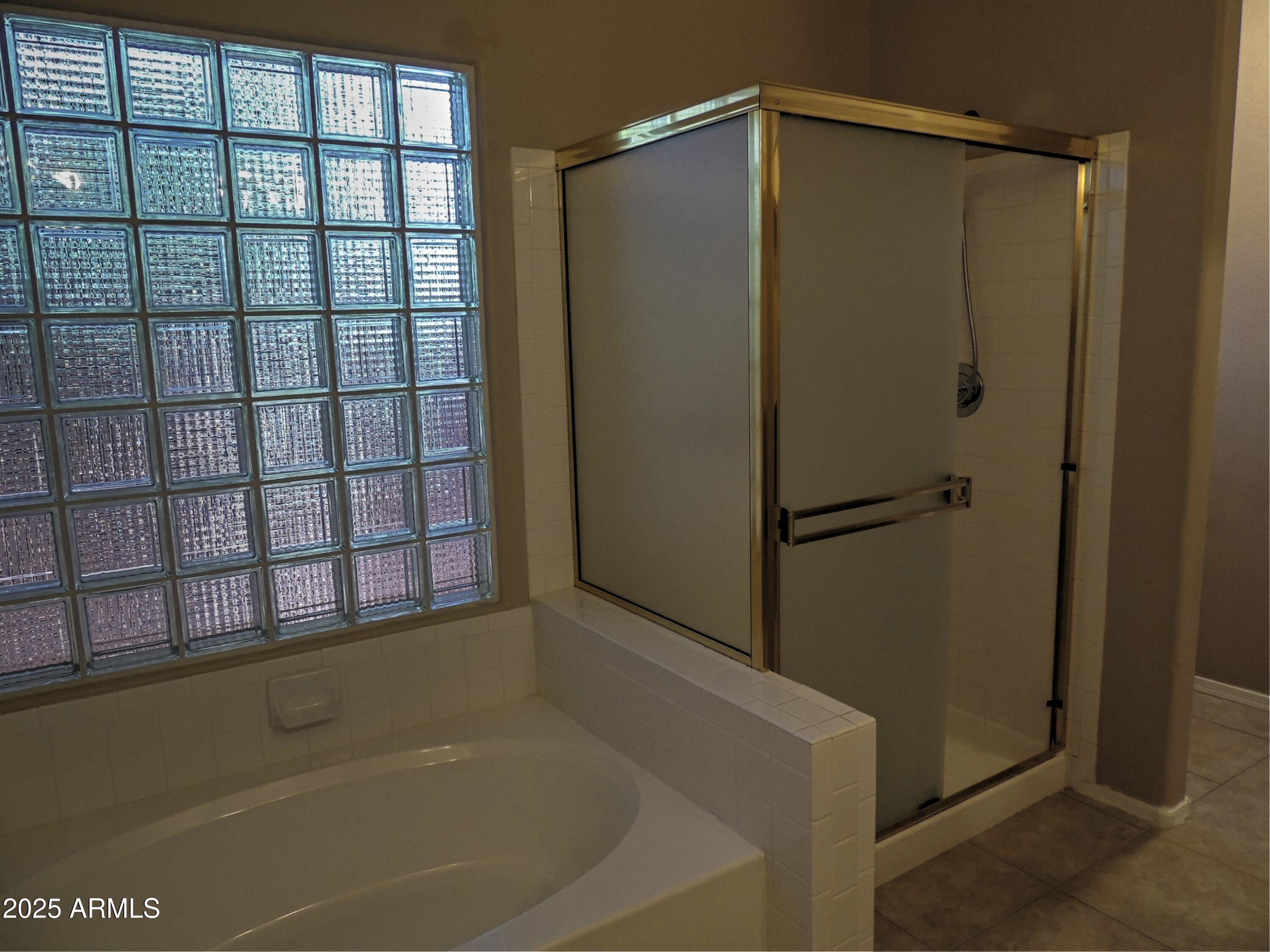 4302 East Rockledge Road Phoenix, AZ 85044 - Photo 13 of 20 11