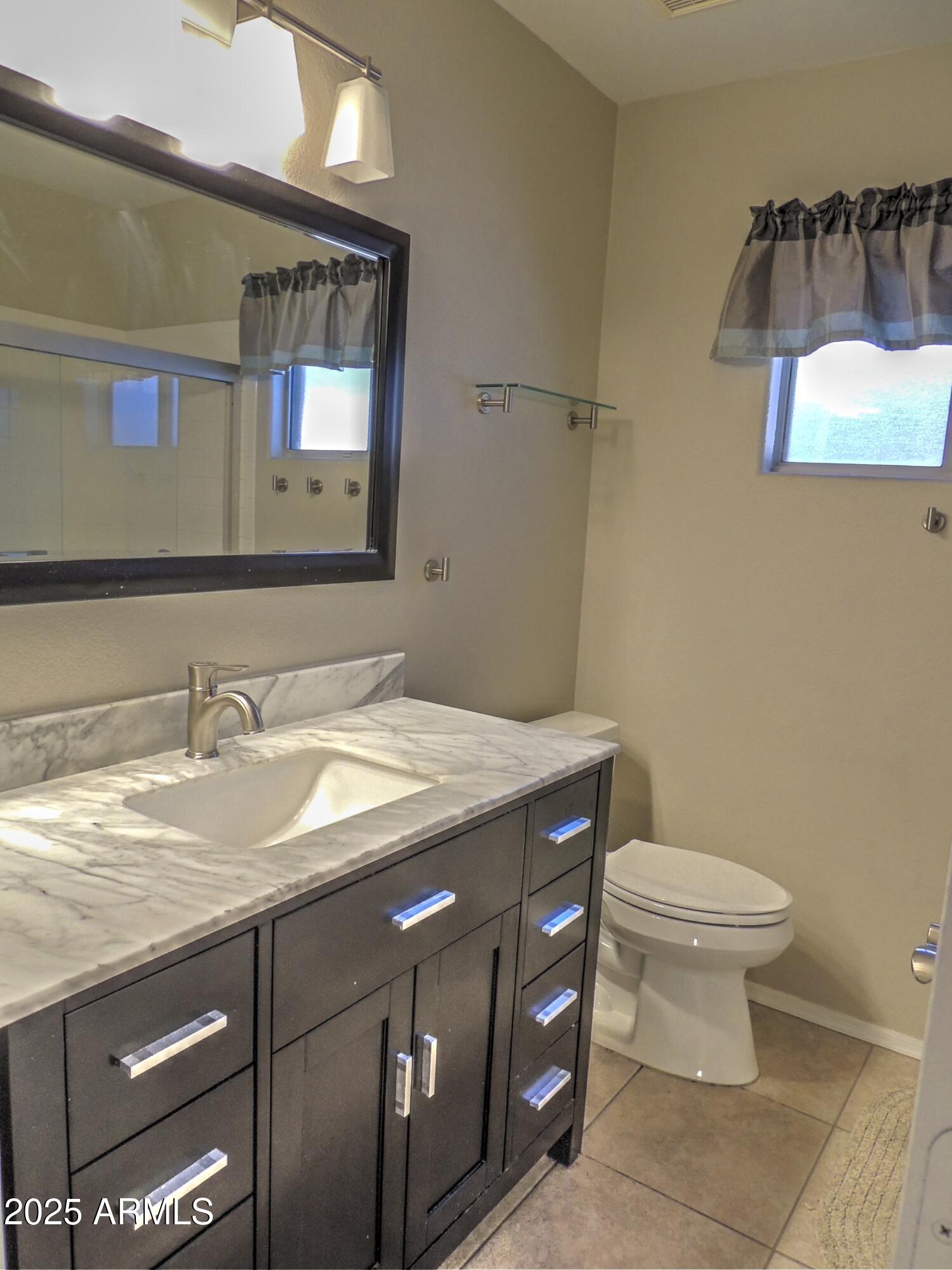 4302 East Rockledge Road Phoenix, AZ 85044 - Photo 16 of 20 14