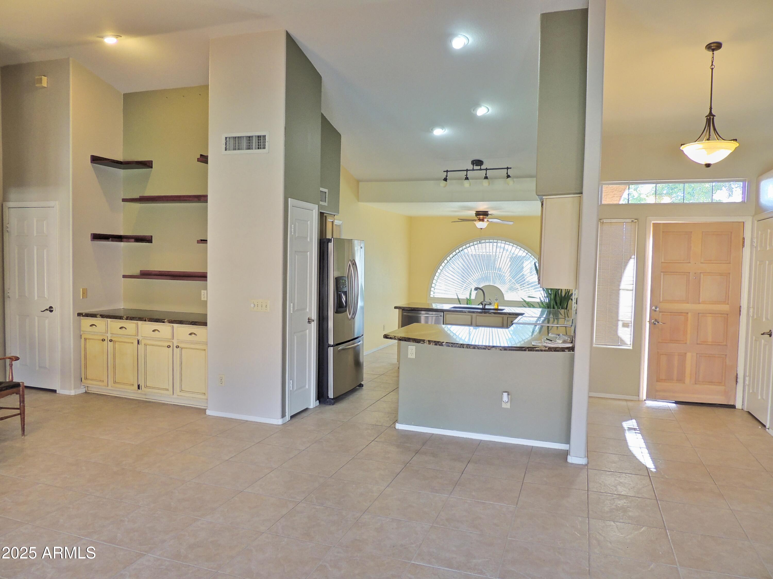 4302 East Rockledge Road Phoenix, AZ 85044 - Photo 8 of 20 6