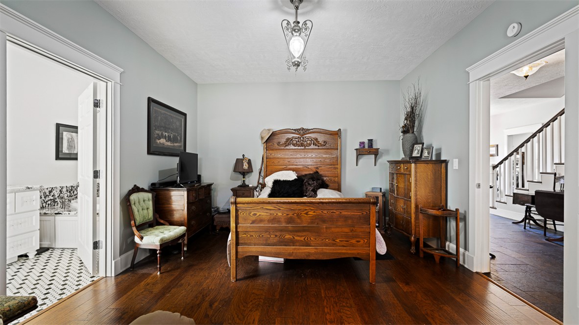 11258 Providence Road Hearne, TX 77859 - Photo 12 of 39 a living room with furniture and a fireplace