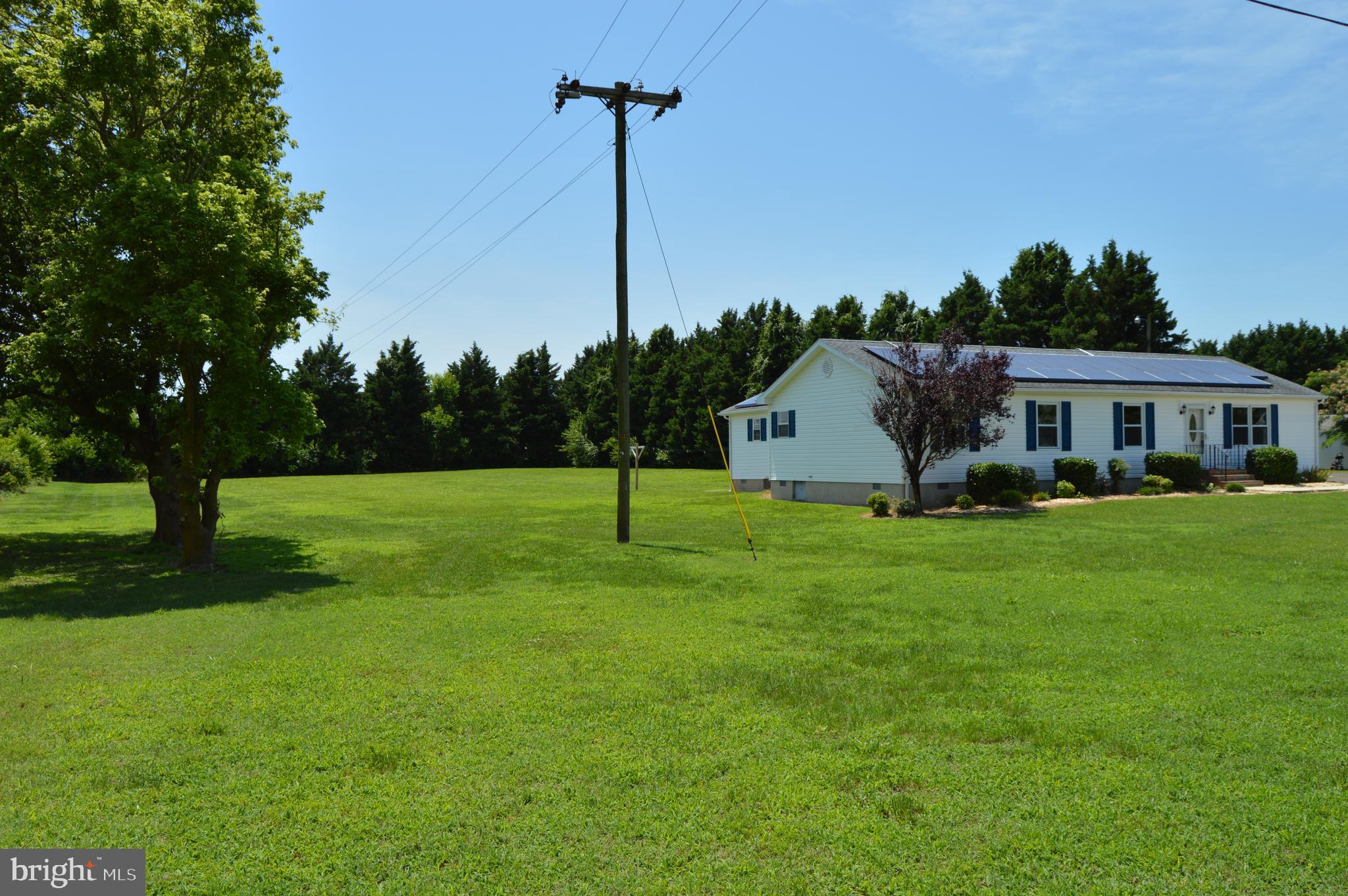4357 Beulah Road Hurlock, MD 21643 - Photo 3 of 25 Left Side of Property