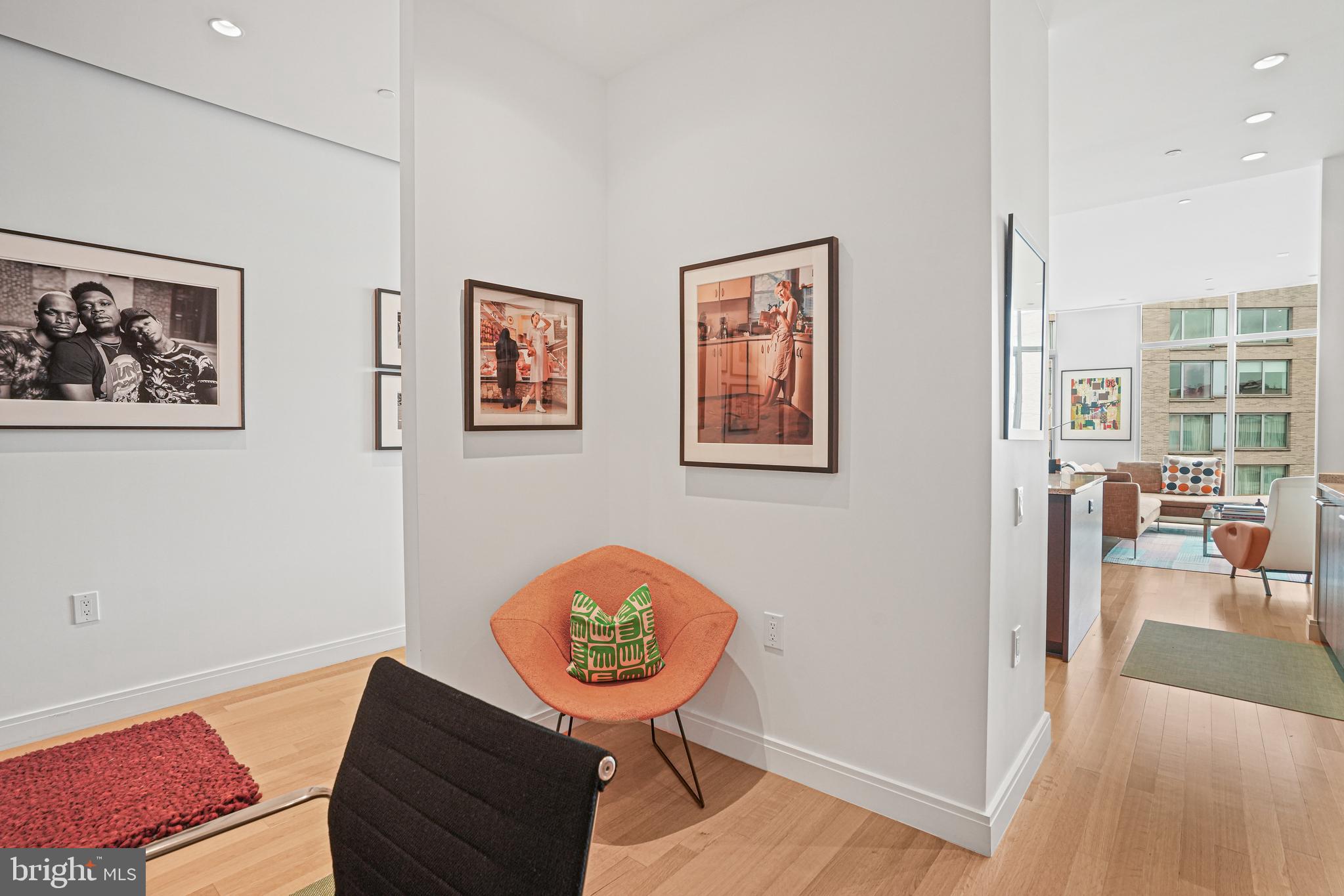 1177 22nd Street Northwest, Unit 8J Washington, DC 20037 - Photo 7 of 23 Den
