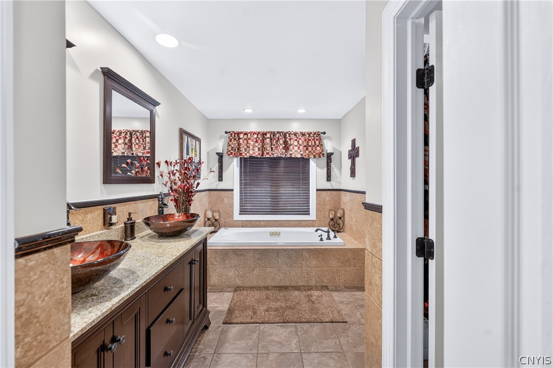 11 Eagle Ridge Drive New Hartford, NY 13413 - Photo 26 of 50
