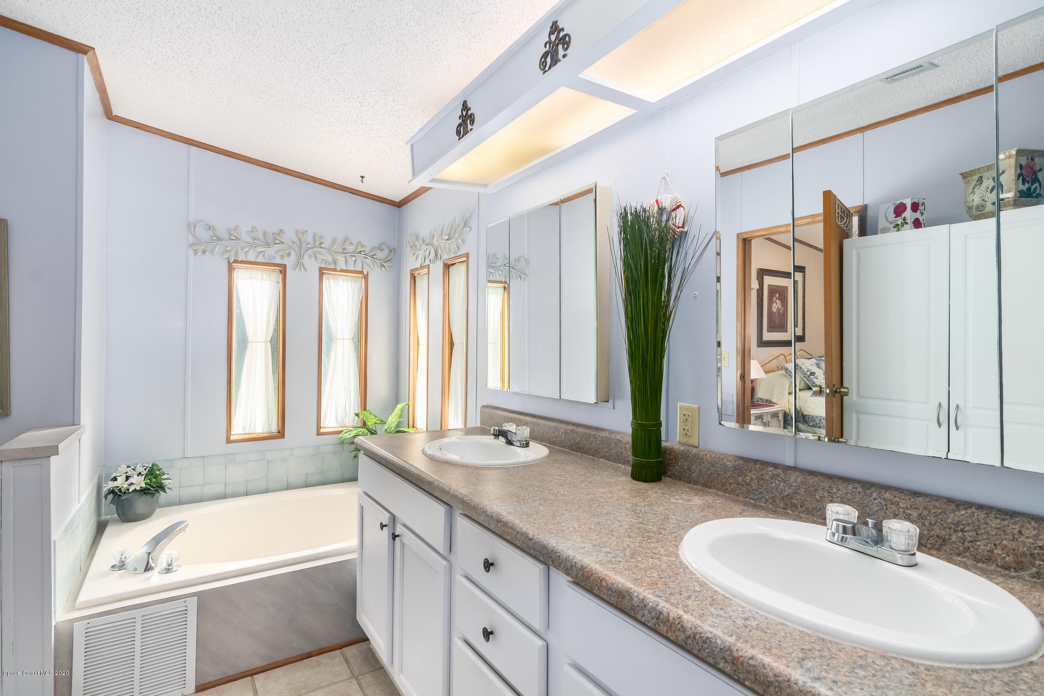 1943 Seagrape Street Northeast Palm Bay, FL 32905 - Photo 24 of 39 DSC_0028