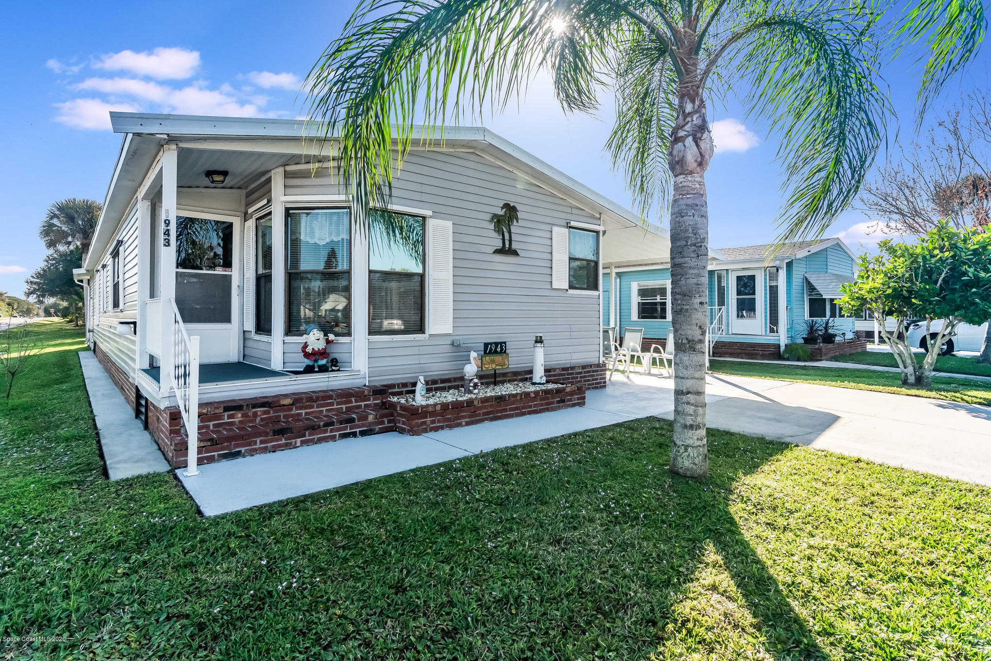 1943 Seagrape Street Northeast Palm Bay, FL 32905 - Photo 4 of 39 DSC_0003