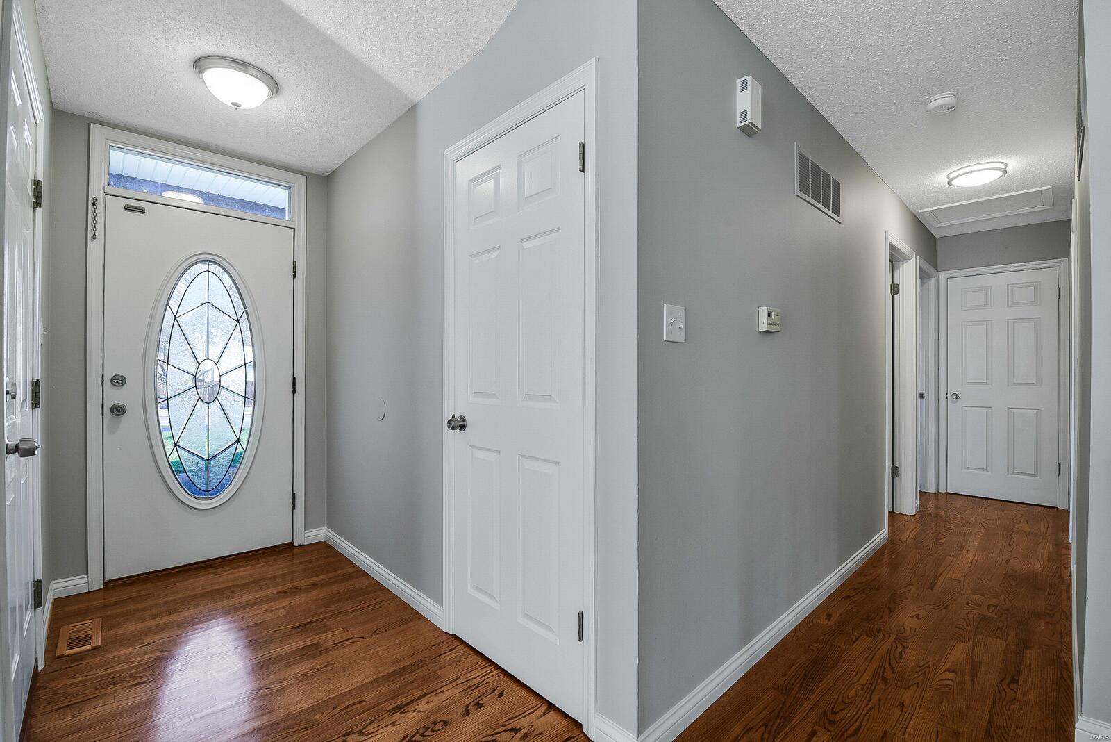 914 Sulphur Spring Road Manchester, MO 63021 - Photo 2 of 15 Gallery Image 2