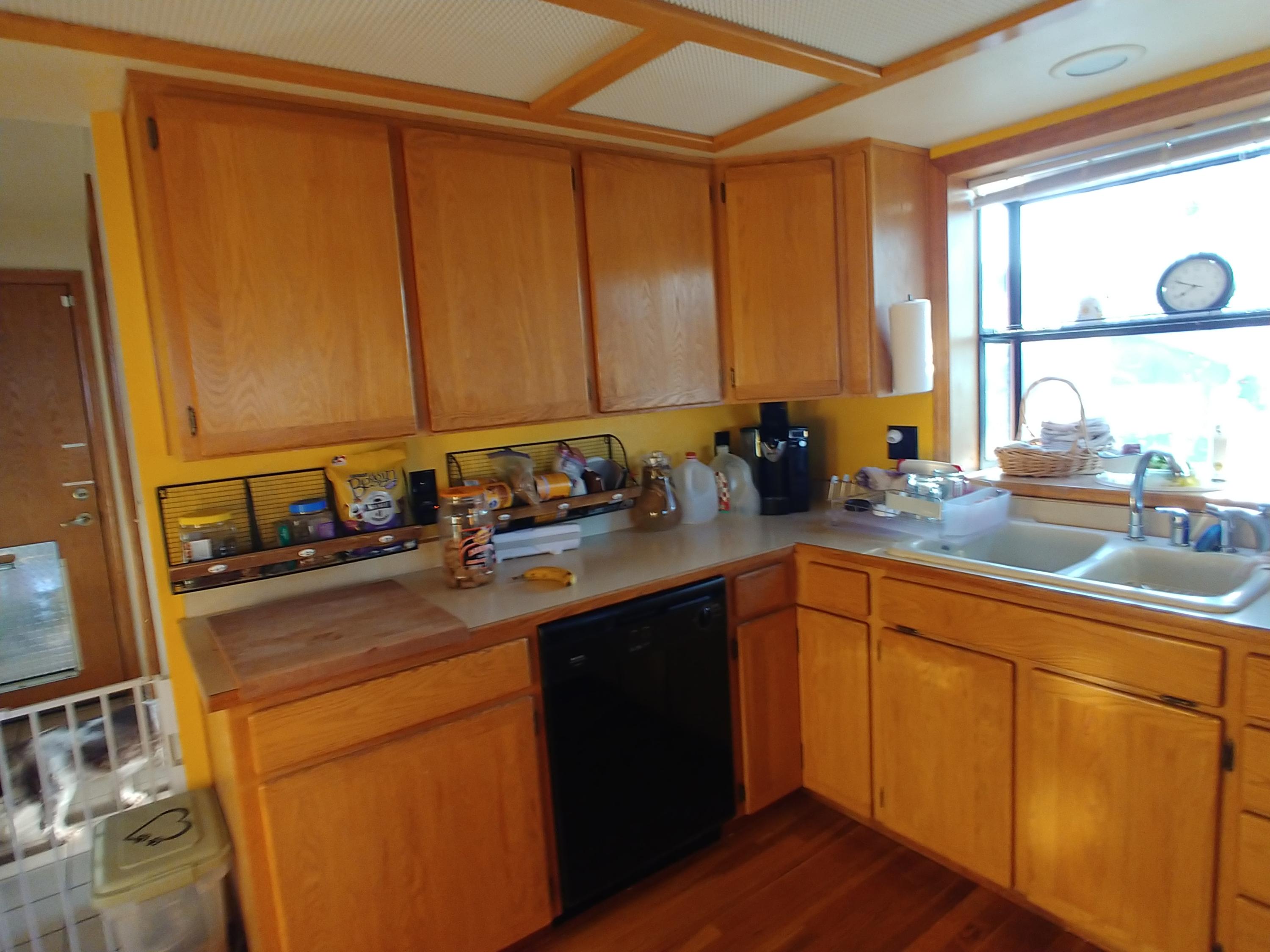 333 Sunset Beach Road Klamath Falls, OR 97601 - Photo 10 of 27 333 Sunset Beach Best Kitchen