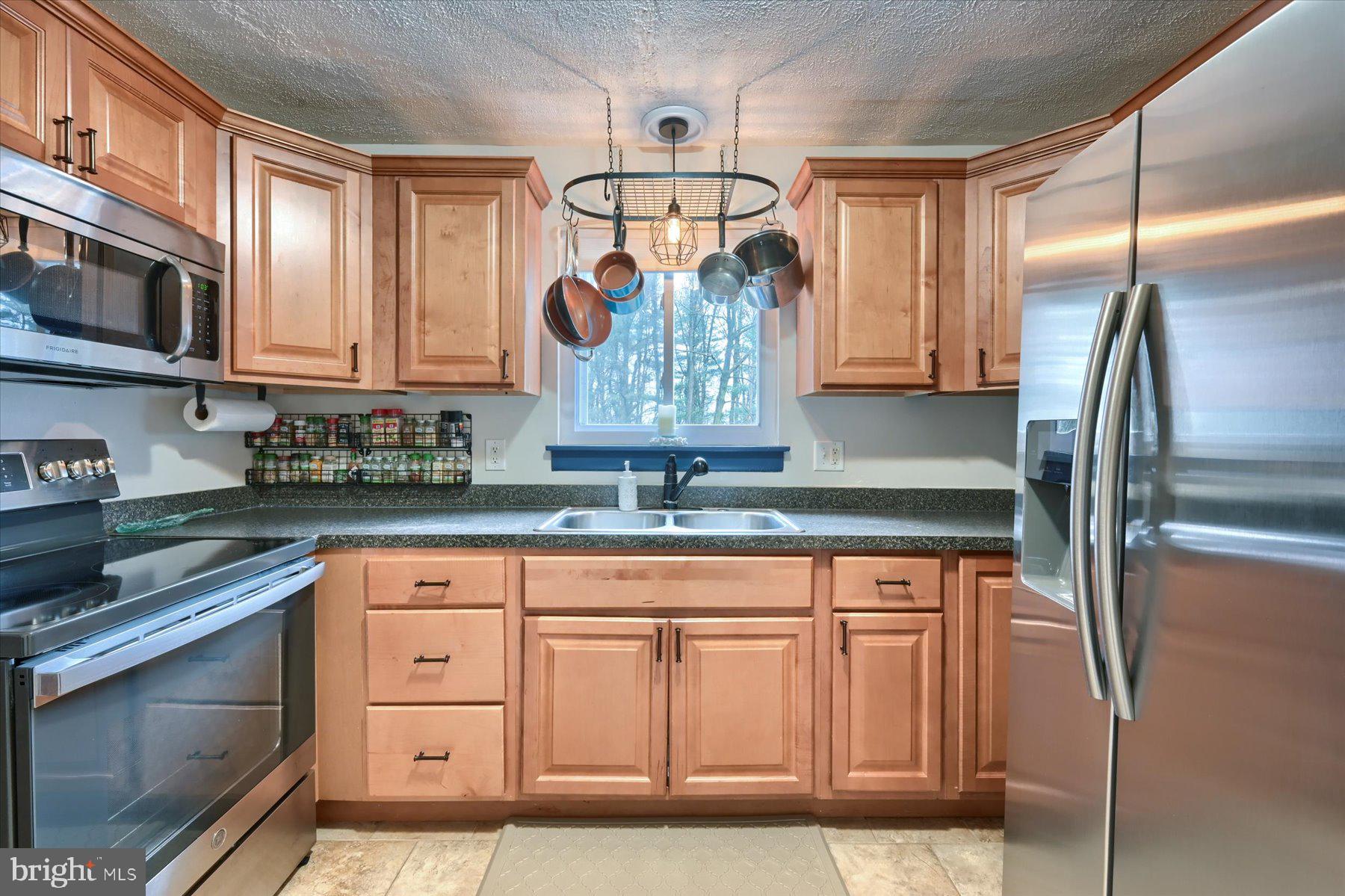71 Valley Road Hummelstown, PA 17036 - Photo 12 of 40 Gallery Image 12