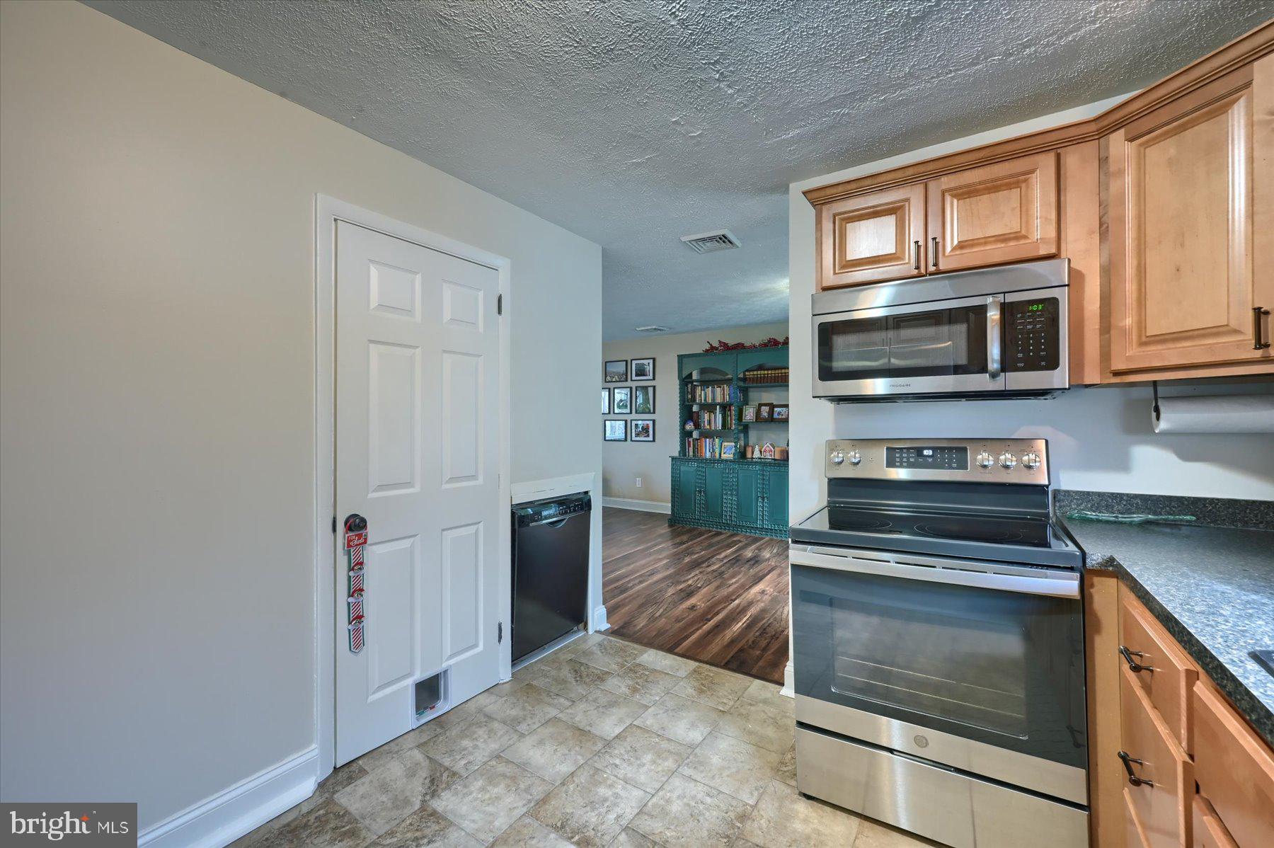 71 Valley Road Hummelstown, PA 17036 - Photo 13 of 40 Gallery Image 13
